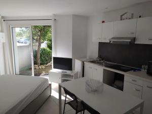 Belle Maisonnette avec jardin 2 pas du VIEUX PORT