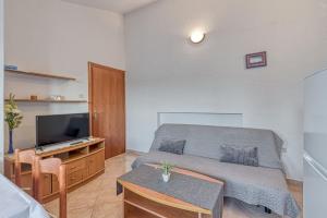 Apartment Vilma Funtana 