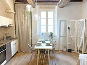 Suite 9, Parma Centro