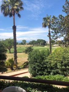 Appartements Saint Cyprien Golf View 2 bedrooms Apartment , 900 m from the beach : photos des chambres