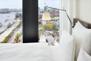 Riverview - Double Room room in Empire Riverside Hotel