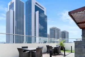 A cozy and elegant apartment