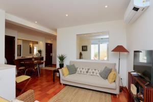 Marina Vista Sol-CleverDetails, Marina view, sleeps 2 adults and 2 children