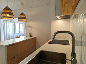 ISTMO - Quiet, Cosy Apartment with Panorama Sunset