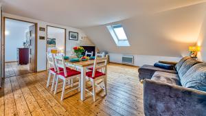 Izerska Baza - basen, ebike, narty, sauna, jacuzzi, las blisko Świeradów Zdrój - 5D Apartamenty