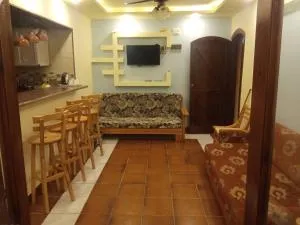 شاليه رائع مجدد بالكامل للعائلات فقط باندلسيه مطروح - Kafret Eilet el Taflal