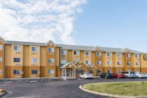 Super 8 by Wyndham Columbus West - Hilliard