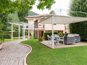 obrázek - Stunning Holiday Home in Foligno with Sauna