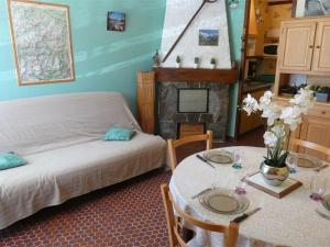 Studio cosy 4 pers, St Lary Soulan, pied des pistes, parking, TV, kitchenette équipée - FR-1-457-324