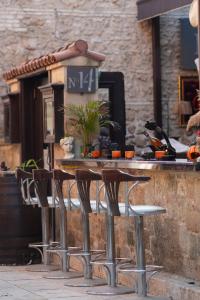 Cicerone Lodge Hotel