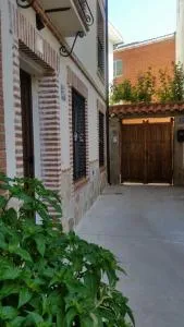 La plazuela Navaluenga - Navaluenga