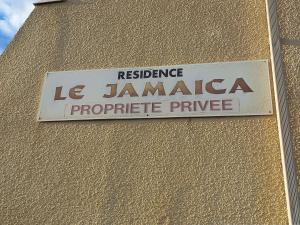 Appartement 6 pers avec piscine, terrasse & parking privé - tout confort et proche commodités - FR-1-387-135