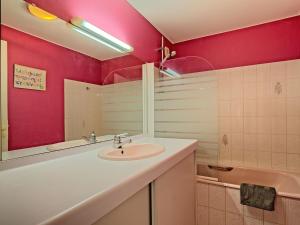 Appartements Apartment Belle Vue Mer et Groix - POE300 by Interhome : photos des chambres