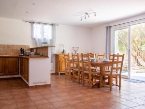 Maisons de vacances Holiday Home Les Restanques - CAE150 by Interhome : photos des chambres