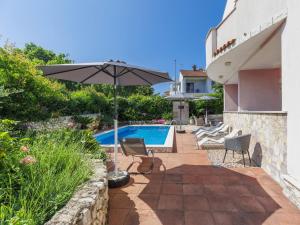 Apartment Romantika-2 by Interhome