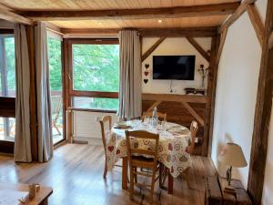 Appartements Studio Castel des Roches-2 by Interhome : photos des chambres