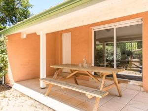 Maisons de vacances Holiday Home La Lette I Tilleuls - CON170 by Interhome : photos des chambres