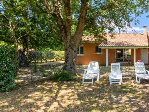 Maisons de vacances Holiday Home La Lette II Albizzias - CON171 by Interhome : photos des chambres