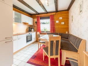 Apartment Am Hohen Bogen-19 by Interhome