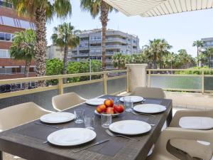 Apartment Jardines Family 204 by Interhome