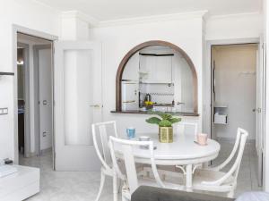 Apartment Jardines Family 204 by Interhome