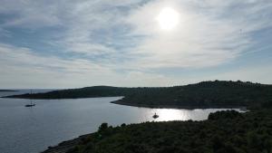SOL ET PAX