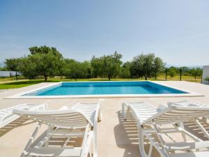 Holiday Home Elena by Interhome - 4hvězdičkové hotely ve městě Posedarje