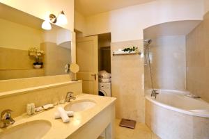 Premium Suite room in Appia Hotel Residences
