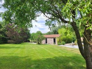 Out & LODGE Les Spirous