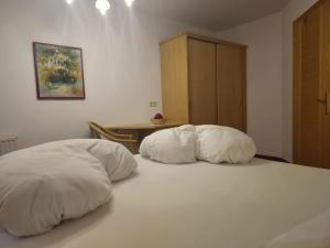 Apartment Top 1 by Interhome