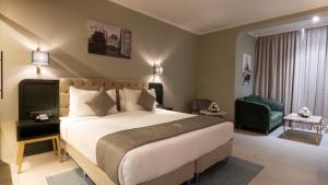 Junior Suite room in President Hotel