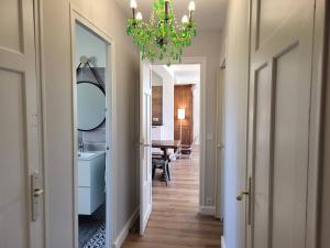 Maisons de vacances Maison Familiale, Plage a 250m, Calme, Jardin, Terrasse, WIFI - FR-1-465-75 : photos des chambres
