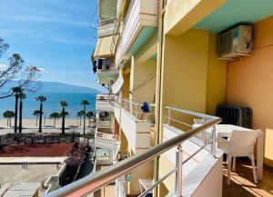 Cosy sea view studio