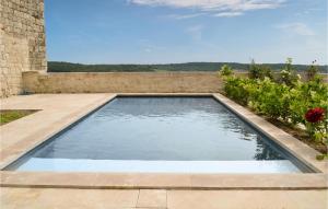 Maisons de vacances Nice Home In Lauzerte With Outdoor Swimming Pool, Wifi And 7 Bedrooms : photos des chambres