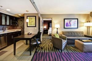 One-Bedroom King Suite - Non-Smoking room in Homewood Suites By Hilton Dubois Pa