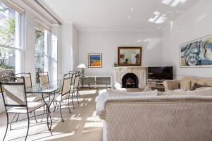 Lexham Gardens 2 Double Bed Garden Flat