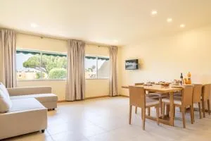 Mourabel Apartment - S by HelloVacations - Loulé