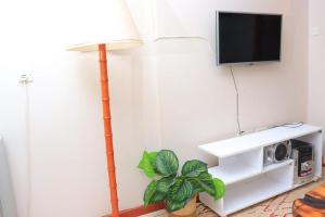 Nairobi - Studio - Sleeps 2 - Parking - Airport