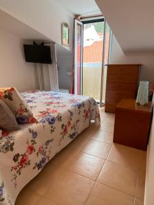 Casa Prédio triplex - Faneca Apartamentos