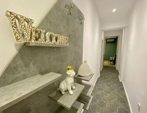 Crystal Studio-downtown escape-Navarinou square
