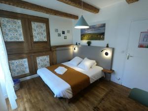 Hotels La Maison - Hotel & Gite : photos des chambres