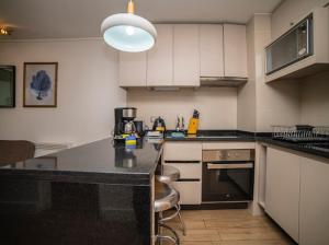 4 ,Costado Clinica las Condes,3 Personas