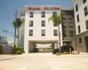 Hampton Inn & Suites Sherman Oaks