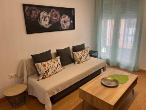 Gades de la Caleta con Terraza Grupo AC Gestion