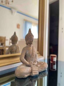 Breathtaking Oceanfront View Home & Private Beach