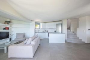 Villa Tholos -Athens Riviera