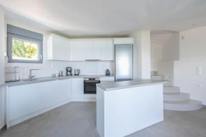 Villa Tholos -Athens Riviera