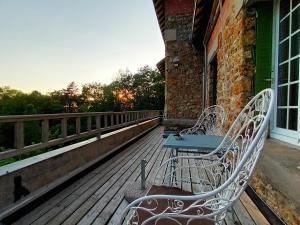 Maisons d'hotes Le Manoir du Cerf : Suite avec Terrasse 