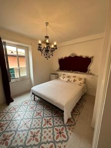 Elegante Stanza Rossa Mottino23