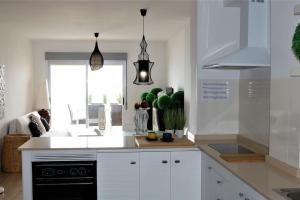 Apto BERTA en 1ª LÍNIA de PLAYA, PISCINA y PARKING Privado